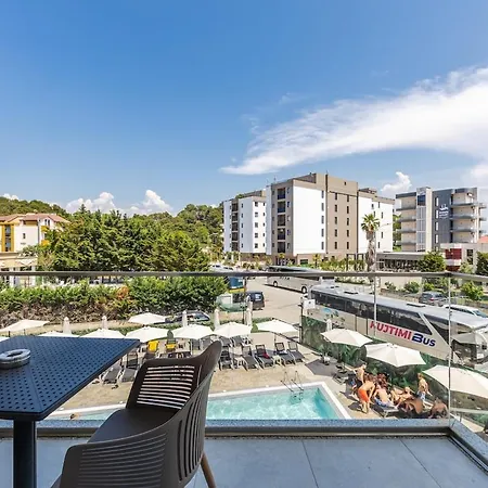 Aqua Breeze 1br By Pikhost Appartement